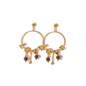Boucles d'oreilles créoles en acier inoxydable plaqué or avec breloques et perles pour femmes, bijoux tendance - Product Image 1