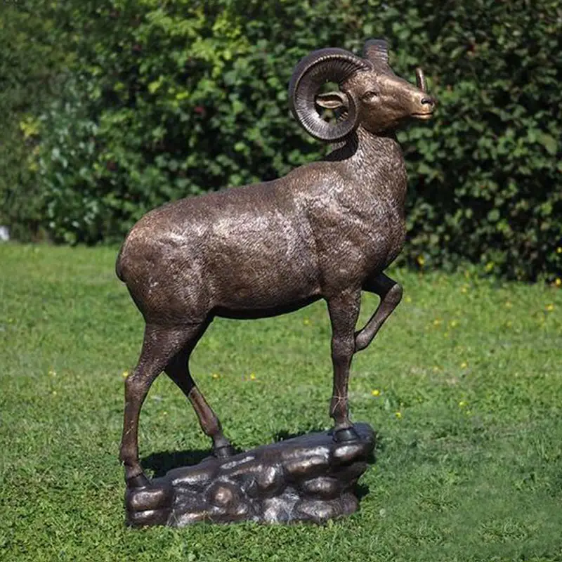 Yaşam boyutu keçi bronz heykel