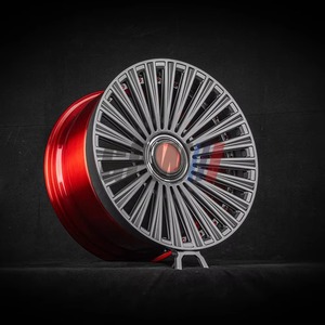 Exquisita Llanta de Aleación Forjada de Tres Piezas con Diseño Multirradio Delgado, Tapa Central y Superficie Bicolor Personalizada, Ajuste Universal para el Mercado de Repuestos - Product Image 1