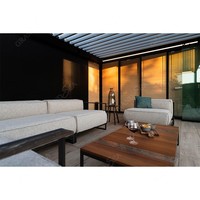 Pergola motorisée Gazebo bioclimatique en aluminium avec lumières LED Toit à persiennes Portes coulissantes en verre Patio Gazebo Pergola