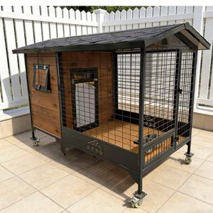 Abri pour chat d'extérieur de style cabane rustique - Construction en bois jointé pour les retraites en forêt - Product Image 3