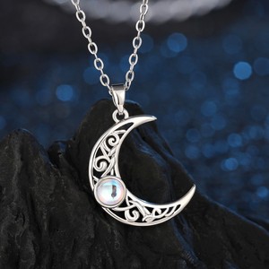 Collana con Ciondolo Sole e Luna per Coppie, Catena con Luna Crescente, Gioiello Regalo Romantico - Product Image 2