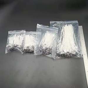 Juego de Mechas de Algodón Recubiertas de Cera Blanca de 20 cm |   Paquetes de 100 Piezas (Bases Metálicas de 1.5 cm) - Product Image 1