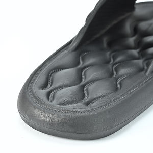 Vente en gros de pantoufles Sandales <span class=keywords><strong>d</strong></span>'été à semelle souple <span class=keywords><strong>pour</strong></span> <span class=keywords><strong>couple</strong></span> <span class=keywords><strong>Maison</strong></span> pantoufles pantoufles à séchage rapide <span class=keywords><strong>pour</strong></span> invités <span class=keywords><strong>d</strong></span>'hôtel pantoufles <span class=keywords><strong>d</strong></span>'extérieur en EVA - Product Image 3