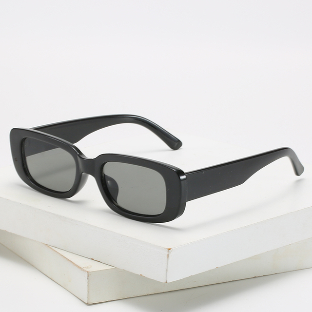 2023 Whosale New Small Square Frame Sunglasses Jennie Color Street Fashion Small Frame All-Match Sunglasses Ladies