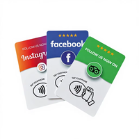 Support de carte de membre NFC en PVC mat personnalisé YINSHOU avec puces NTAG213/215/216 programmables et paiement par code QR