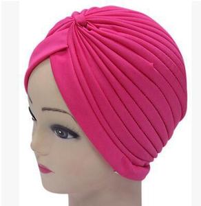 Vente en gros de foulards islamiques musulmans en polyester bon marché, bonnets <span class=keywords><strong>hijab</strong></span>, turbans intérieurs pour femmes, sous-foulards, couvre-chefs - Product Image 4
