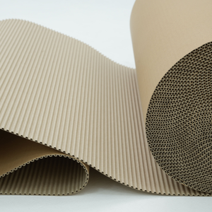 VINA GREEN PACK Prix compétitif apprécié Rouleau de papier ondulé Impression Emballage en rouleau ondulé de haute qualité - Product Image 1