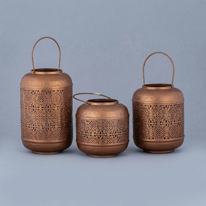 Ensemble de 3 lanternes porte-bougies chauffe-plat en fer forgé, faites à la main, écologiques et durables, pour la décoration de Noël et de la maison - Product Image 1