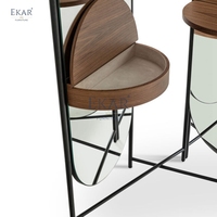 Table console moderne et élégante avec base en métal et présentoir Accueil Autres meubles de salon
