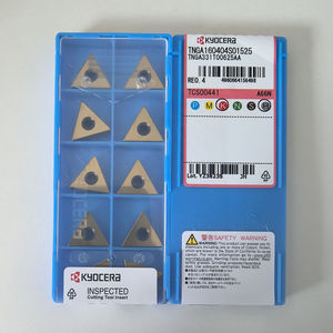 เม็ดมีดคาร์ไบด์ TNGA160404SO1525 A66N HSS รูปทรงสามเหลี่ยม ยี่ห้อ Kyocera สำหรับงานกลึงภายนอก เครื่องกลึง CNC ความแข็งสูงพิเศษ ผลิตตามแบบ OEM - Product Image 2