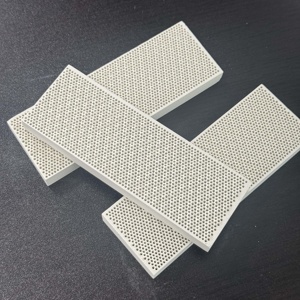 Endüstriyel kullanım için yüksek sıcaklık dayanımı dikdörtgen kızılötesi petek seramik tabak seramik parçaları - Product Image 5