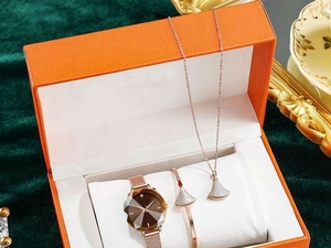 Productos de Venta Caliente, Caja de Regalo para Joyería, Caja de Regalo de Cuero PU de Alta Gama y Exquisita, Caja de Regalo Creativa con Tapa Abatible - Product Image 3
