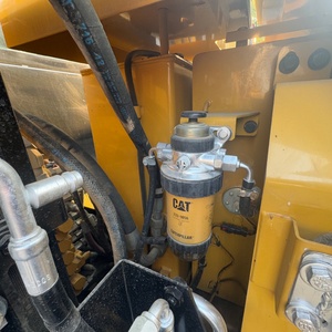 เวลาทำงานน้อย คุณภาพสูง พร้อมจัดส่งฟรี รถขุดไฮดรอลิกตีนตะขาบ Caterpillar 305.5E2 มือสอง ขนาด 5 ตัน - Product Image 5