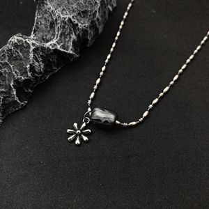 Collar de Bambú Vintage con Perlas y Flores 'Flowers All Way' de <span class=keywords><strong>Taobao</strong></span>, Estilo Retro, Unisex, para Hombre y Mujer - Product Image 3