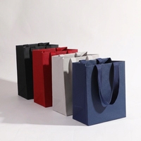 Sacs shopping en papier de luxe personnalisés avec poignée en ruban cachée, logo imprimé, sacs d'emballage cadeau pour boutique de détail