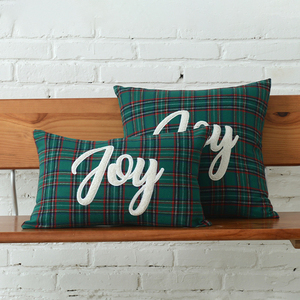 Vente en gros de taie d'oreiller de Noël à motif à carreaux vert Décoration de fête à la maison Housses de coussin de Noël bon marché - Product Image 4