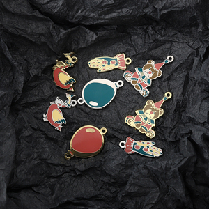 Fabricante colgante personalizado oro plata Animal Anime corazón forma esmalte colgante encanto 3D pequeña hermosa joyería para mujer chica - Product Image 6