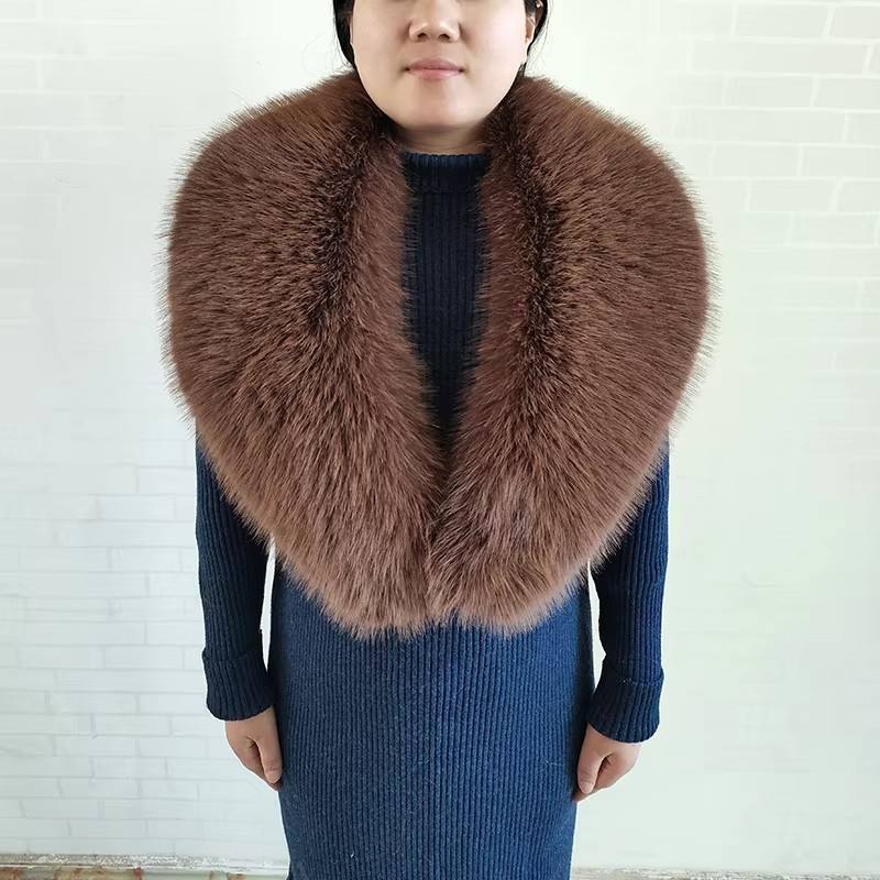 สีน้ำตาล