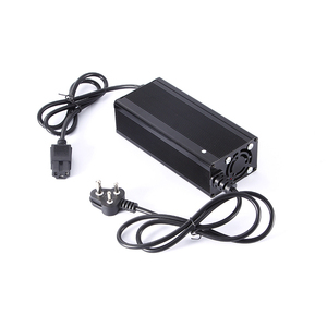 Carga inteligente <span class=keywords><strong>de</strong></span> gestión <span class=keywords><strong>de</strong></span> 72V12A cargador <span class=keywords><strong>de</strong></span> batería <span class=keywords><strong>de</strong></span> litio - Product Image 6