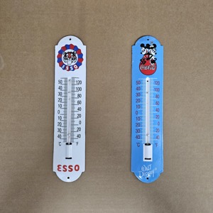 Panneaux en émail et porcelaine, design dessin animé Thermomètre <span class=keywords><strong>ESSO</strong></span>, pour essence, pneus de voiture, camion, huile, service automobile, vente en gros - Product Image 1