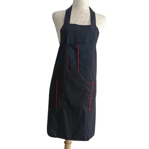 Mantella da Barbiere Vinnie con Logo Personalizzato Stampato <span class=keywords><strong>in</strong></span> Poliestere Impermeabile Antistatico per Barbiere, Caffè, Ristoranti e Parrucchieri - Product Image 1