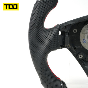 Volante de Fibra de Carbono Real TDD Compatible con Maserati - Product Image 3