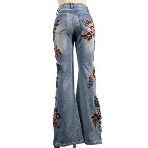 Pantalones Vaqueros de Mujer con Bordado Floral, Diseño OEM, Cintura Alta, Estilo Casual, Lavado Tradicional - Product Image 3