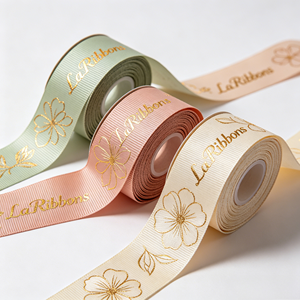 Cinta de poliéster grosgrain con estampado floral dorado y logotipo de marca personalizado OEM, múltiples colores base para decoración de regalos y prendas de vestir. - Product Image 1