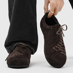 Chaussures de course rétro à lacets de style football, à bout rond, pour hommes, idéales pour une utilisation décontractée au printemps et en automne, chaussures de marche. - Product Image 4