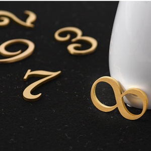 Números de Puerta de Latón Macizo - Placa Moderna para Habitaciones de Hotel y Señalización Personalizada de Cobre para Pasillos - Product Image 2