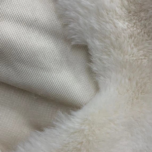Tissu en peluche fausse fourrure polyester, pour la fabrication de jouets des animaux de compagnie - Product Image 2