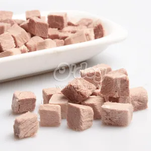 Dinh dưỡng thịt bò mèo Snack đóng băng khô thịt bò mèo xử lý thức ăn vật nuôi mất nước mèo xử lý