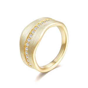 Bague en argent sterling S925 brossé avec bande en moissanite de 10 mm de large, forme vague, couleur or et argent, bijoux fins pour femme, idéale pour un cadeau de fête - Product Image 1