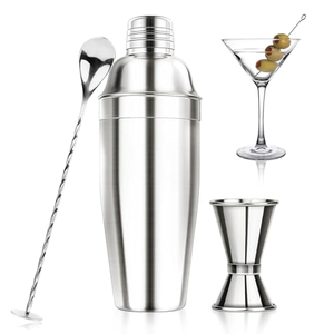 Juego de Coctelera de Acero Inoxidable de 3 Piezas, Capacidad de 700 ml, Diseño Moderno y Sostenible para Uso en Casa, Bar o Discoteca - Product Image 1