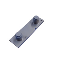 Vente directe usine – Plaque nominative 3D gravée sur mesure en alliage de zinc avec boucle papillon magnétique autocollante