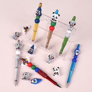 Perles en silicone 3D fantaisie en forme d'animaux (Panda) <span class=keywords><strong>de</strong></span> qualité alimentaire, épaisses, <span class=keywords><strong>pour</strong></span> stylos, attaches-tétines, breloques <span class=keywords><strong>de</strong></span> téléphone, vente en gros, sans BPA - Product Image 1