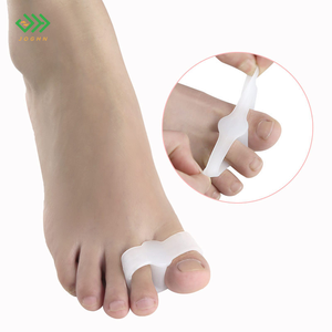 JOGHN Yoga Pedicura Toe Thumb Valgus Corrector <span class=keywords><strong>Separadores</strong></span> <span class=keywords><strong>de</strong></span> <span class=keywords><strong>dedos</strong></span> <span class=keywords><strong>de</strong></span> <span class=keywords><strong>los</strong></span> pies para manicura Soft Sebs Silicone White Relief Pain Unisex - Product Image 3
