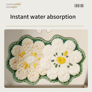 Tapis de bain floral Chunsen en terre de diatomée, absorbant, antidérapant, design nordique, tapis de salle de bain, forme personnalisée - Product Image 5