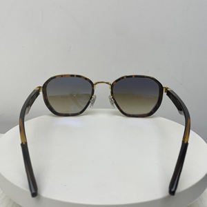 Nuevas Gafas de Sol de Diseño Cuadradas Pequeñas 3674, Gafas Retro Famosas para Conducir al Aire Libre con Protección UV400 y Montura Tortoise para Hombre y Mujer - Product Image 4