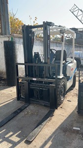 Minicargadora diésel usada japonesa original TCM de 3 toneladas, modelos FD20 y FD30, con horquillas de 1200 mm de longitud, 6 meses de garantía, ¡gran oferta! - Product Image 3