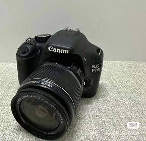 กล้อง <span class=keywords><strong>EOS</strong></span> <span class=keywords><strong>550D</strong></span>+18-55MM นิคอน DSLR ขายส่ง ของแท้ มือสอง กล้องดิจิตอลพร้อมแบตเตอรี่และที่ชาร์จแบตเตอรี่ - Product Image 1