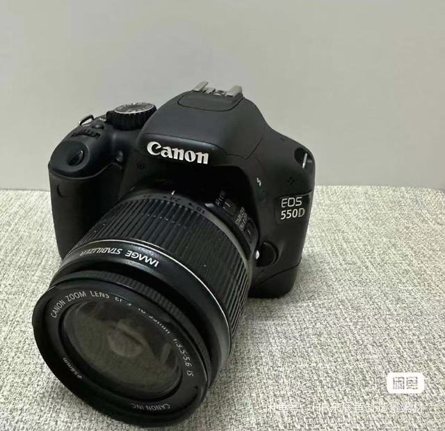 EOS 550D+18-55MM NI KON DSLR Camera Wholesale Original Second Hand Used Digital Camera with Battery and Battery Charger