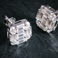 Perhiasan Hip Hop Lolos Uji Berlian Perak Sterling 925 VVS Warna D Moissanite Berlian Anting Stud Baguette Klasik
