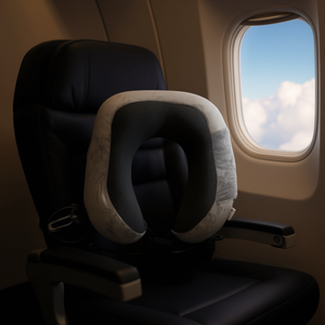 Cuscino da viaggio Ilan in memory foam grigio scuro, supporto per il collo per viaggi in aereo e in auto - Product Image 3