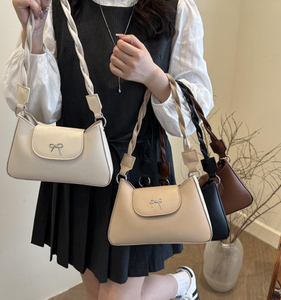 Nuevo Bolso de Moda para Mujer, Bolso Cuadrado Pequeño, Moderno y Exclusivo, con Cierre, Casual, de Hombro, Tipo Tote - Product Image 3