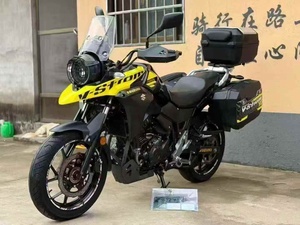 Motocicleta de Aventura DL250 V Strom de Dos Cilindros Refrigerada por Aire - Product Image 1