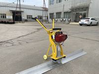 Бензиновая виброзатирочная машина для бетона 3.0 л.с., ручная, для финишной обработки дорог, с настраиваемой длиной вибропрутка