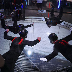 Manèges de parc d'attractions personnalisés, <span class=keywords><strong>équipement</strong></span> de parachutisme en salle, tunnel à vent, <span class=keywords><strong>prix</strong></span> d'usine - Product Image 6