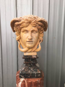 <span class=keywords><strong>Escultura</strong></span> <span class=keywords><strong>de</strong></span> Busto <span class=keywords><strong>de</strong></span> <span class=keywords><strong>Medusa</strong></span> <span class=keywords><strong>de</strong></span> Mármol Blanco Tallada a Mano, Busto <span class=keywords><strong>de</strong></span> Piedra Natural <span class=keywords><strong>de</strong></span> Alta Calidad para Decoración del Hogar Estilo Occidental - Product Image 2